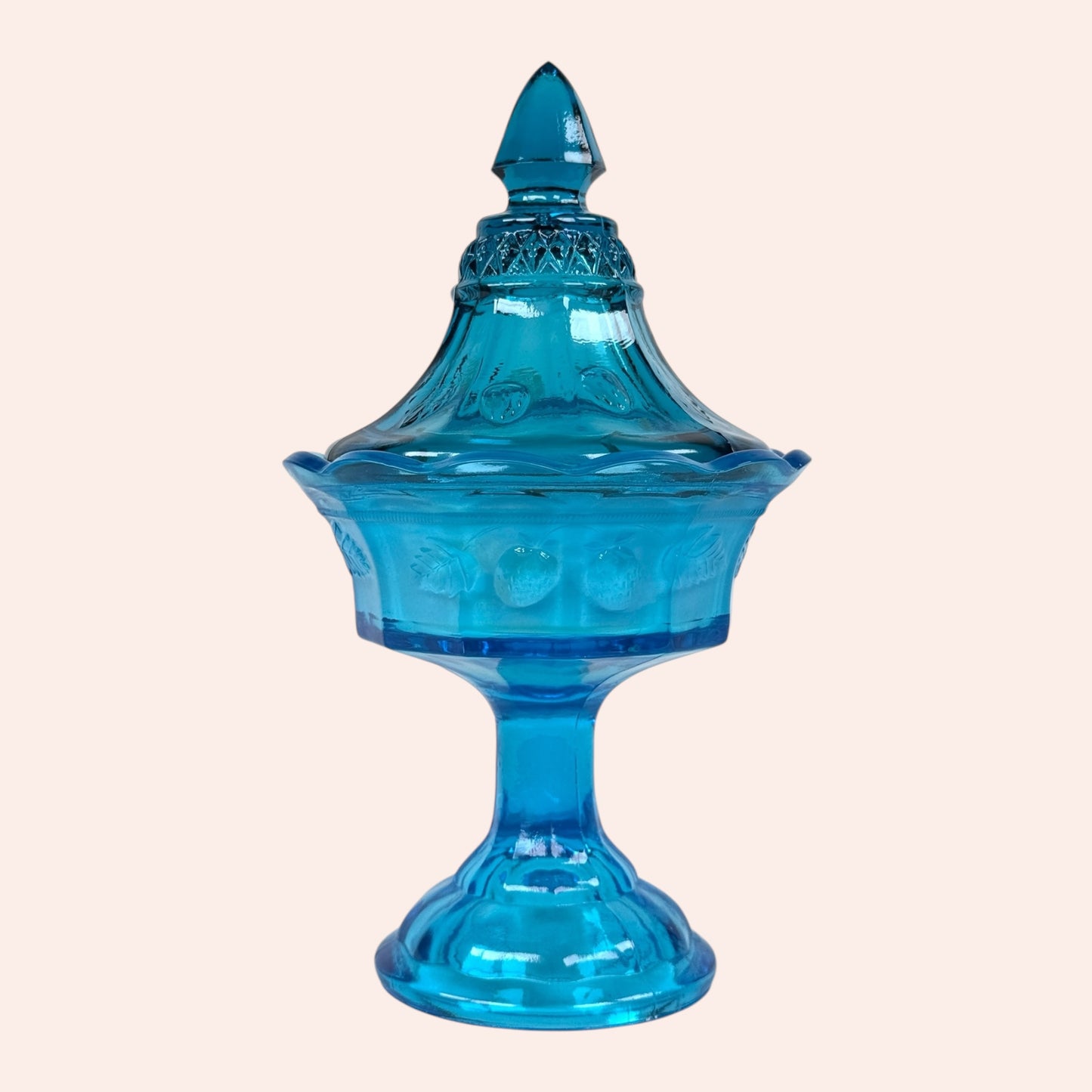 Tiara strawberry candle